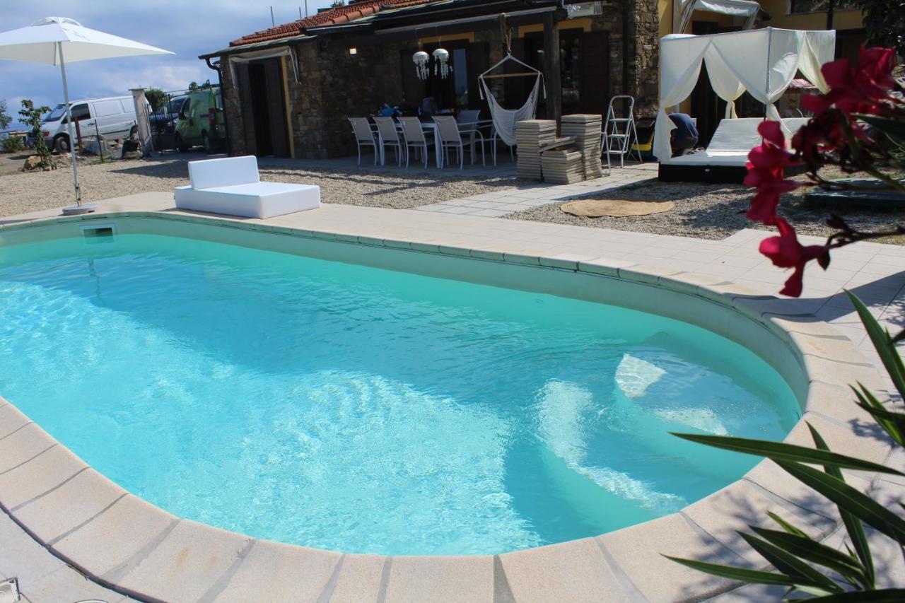 Villa Clicla - Pool, Sea,Hommock Swing And Laziness Imperia Eksteriør billede