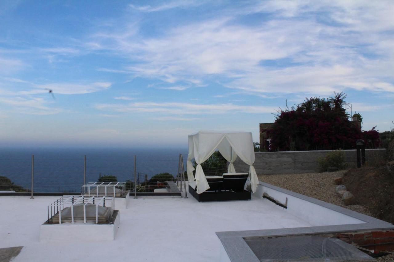 Villa Clicla - Pool, Sea,Hommock Swing And Laziness Imperia Eksteriør billede