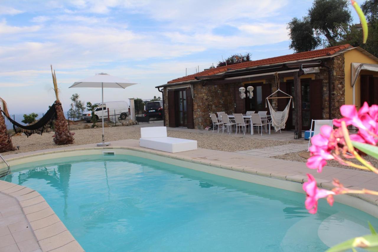 Villa Clicla - Pool, Sea,Hommock Swing And Laziness Imperia Eksteriør billede